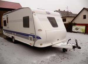 Hobby 560,el. bojler, Sprcha.