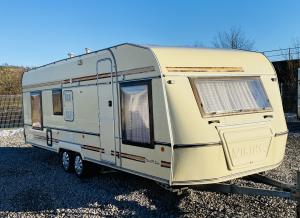 Viking 670, dvouosý karavan